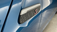 MINI Hatchback 2.0 Cooper S Exclusive 3dr Auto Petrol Hatchback